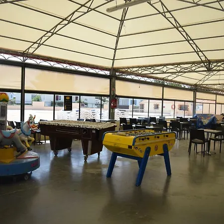 Camping De La Pointe 3*